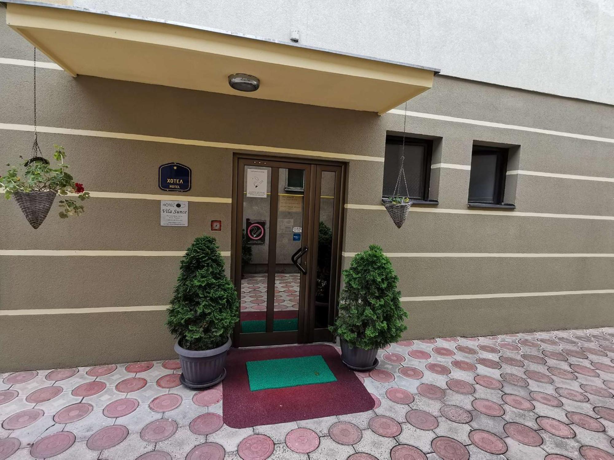 Hotel Vila Sunce Stara Pazova Eksteriør billede